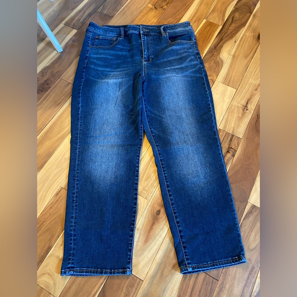 American Eagle slim straight jeans